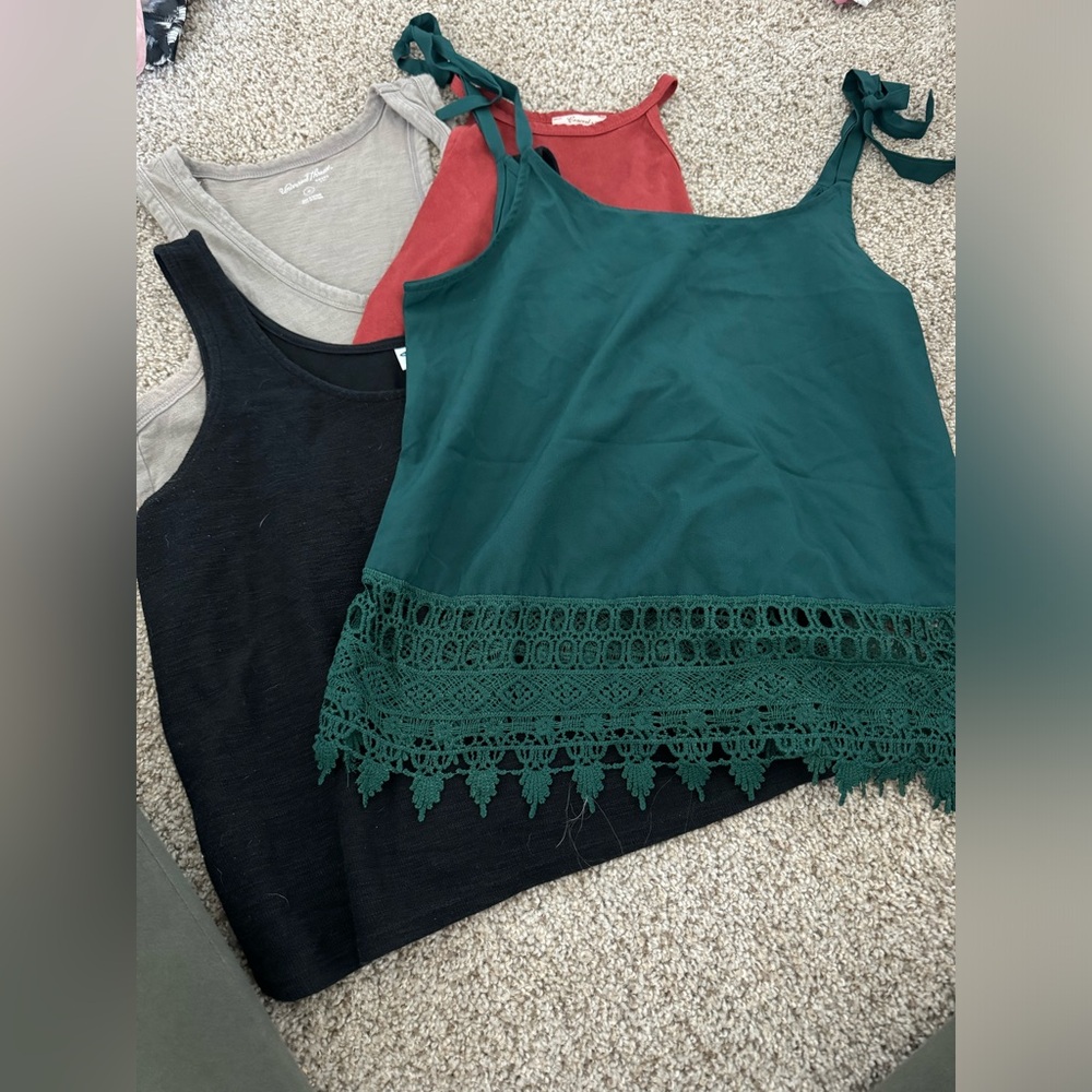 Medium Tank Top Bundle